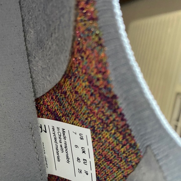 Men’s/unisex Oxford style shoes by Third Mind with Rainbow a fabric - Picture 6 of 7